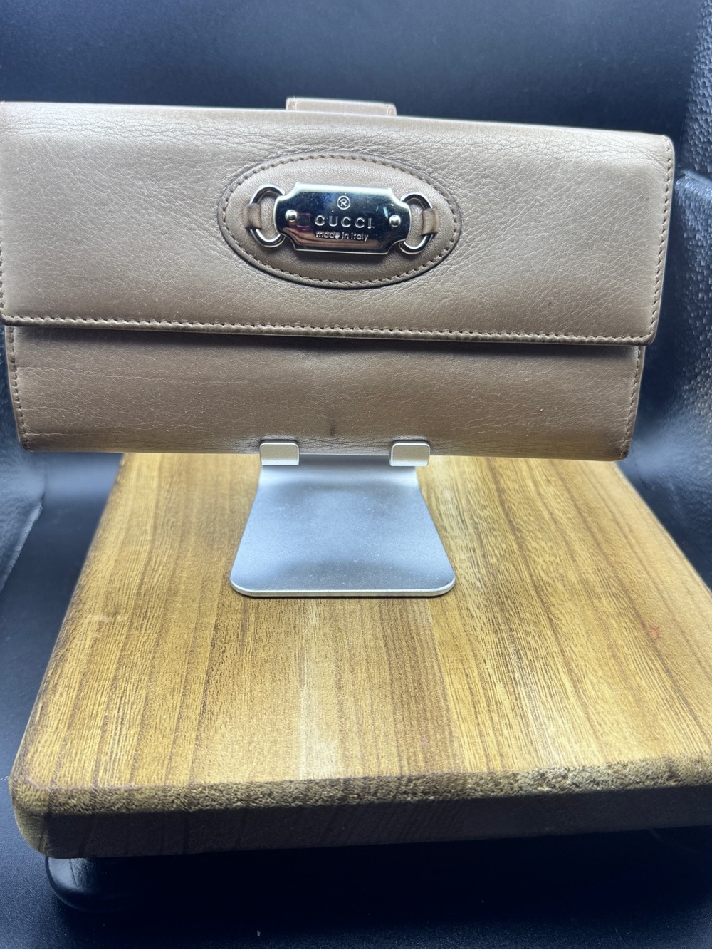 Gucci Brown Leather Large Wallet with Silver-Tone Logo Plaque